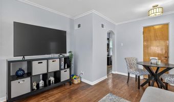 9541 Dulles Ct, Affton, MO 63123