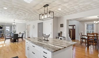 1268 Central Ave, Johnston, RI 02919