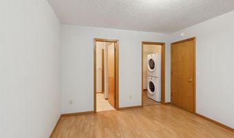 14242 Glencove Trl, Apple Valley, MN 55124