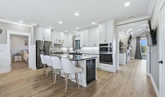 2713 County Road 60, Auburn, IN 46706