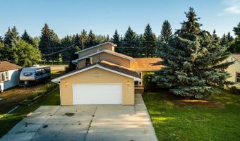 66 Sunset Ave, Buffalo, WY 82834