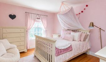 37 Woodruff Ln, Cornwall, CT 06796