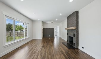 540 E 4th St, Baxter Springs, KS 66713