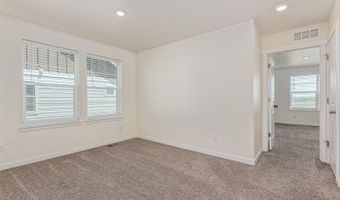 21821 E 7th Ave, Aurora, CO 80018
