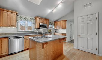 23 Loeffler Rd, Bloomfield, CT 06002