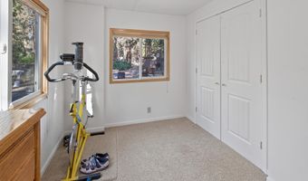 60221 Winnebago Ln, Bend, OR 97702
