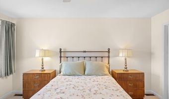 447 Sumark Way, Ann Arbor, MI 48103
