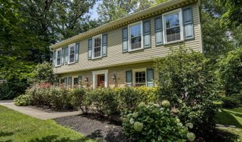 8614 BRAEBURN Dr, Annandale, VA 22003