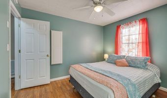 18160 Ridgeview Dr, Abingdon, VA 24211