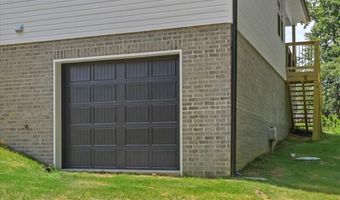 305 Shadows Lawn Dr, Athens, TN 37303