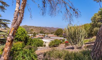 18 Paseo Margarita 234, Camarillo, CA 93012