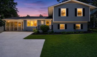 3831 N VERNON St N, Arlington, VA 22207