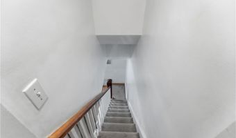34 Platt St, Bristol, RI 02809