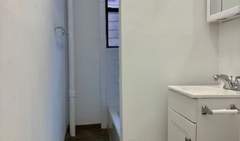 84 W 25TH St A3, Bayonne, NJ 07002