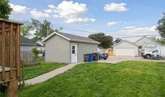 1108 K St SW, Cedar Rapids, IA 52404