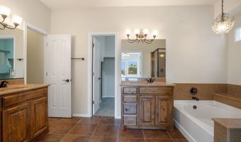 824 VISTA PATRON Dr, Bernalillo, NM 87004