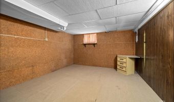 523 S Clarendon Ave, Addison, IL 60101