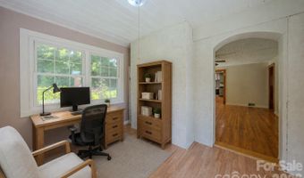 2150 Nc 80 Hwy, Bakersville, NC 28705