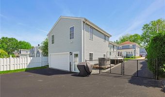 9 Doran Ave, Bristol, RI 02809