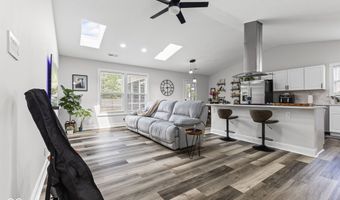 8522 Robin Run Way, Avon, IN 46123