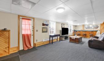 23 Daniel Rd, Bristol, CT 06010