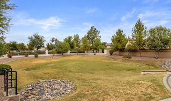 2477 W MARKET Pl 34, Chandler, AZ 85248