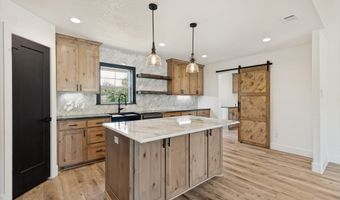 271 Rolling Ranch Blvd, Alvord, TX 76225