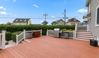 707 N Lake Dr, Belmar, NJ 07719