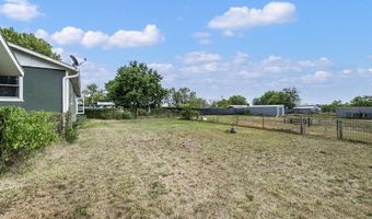 10532 MACAWAY Rd, Adkins, TX 78101