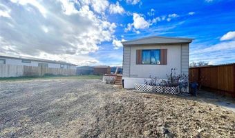 106 Manhattan Dr, Battle Mountain, NV 89820