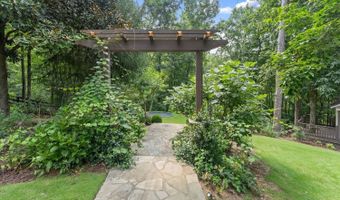 16066 Inverness Trl, Alpharetta, GA 30004