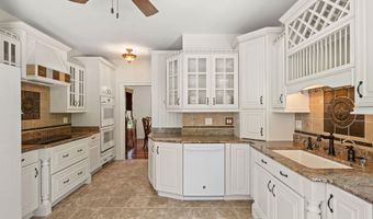 38 Rowell E Rd, Brentwood, NH 03833