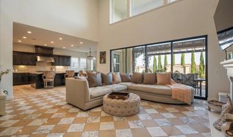 2543 Glasgow Dr, Carlsbad, CA 92010