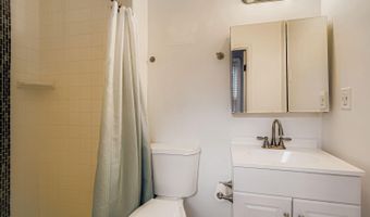 3033 ELLIOTT St, Baltimore, MD 21224