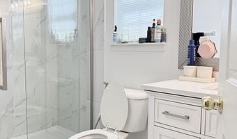 4953 S Ridgeside Cir, Ann Arbor, MI 48105