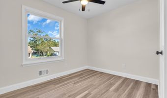 93 Windward Dr, Barnegat, NJ 08005