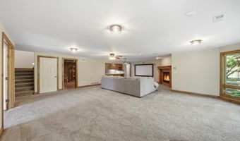 1210 E Rolling Hills Dr, Augusta, KS 67010