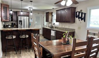 11784 Chamberlain, Aurora, OH 44202