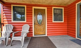 625 Mcgrath Pond Rd, Belgrade, ME 04917
