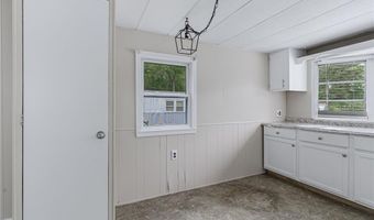 53 Park Ln, Coventry, RI 02816
