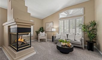 7520 E Toyon Ln, Anaheim, CA 92808