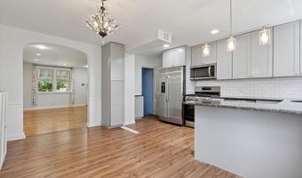 354 DAWSON St, Philadelphia, PA 19128