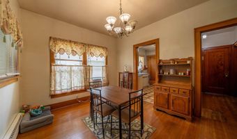 602 W ADAMS St, Abingdon, IL 61410