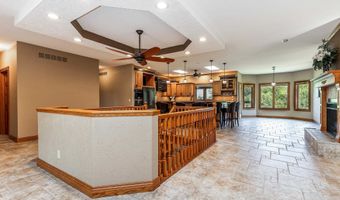 16978 Asbury, Asbury, IA 52002
