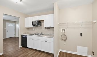 1634 Vilardo Ln, Columbus, OH 43227