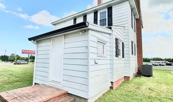 104 SOUTHE BEE Dr, Dover, DE 19904