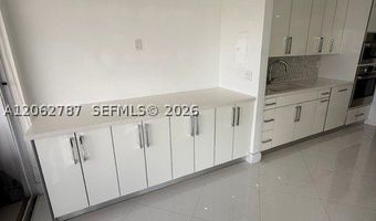 19707 Turnberry Way 24B, Aventura, FL 33180