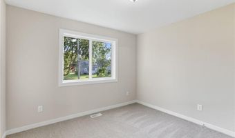 426 Taylor St, Anoka, MN 55303