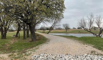 155 Rolling Ranch Blvd, Alvord, TX 76225