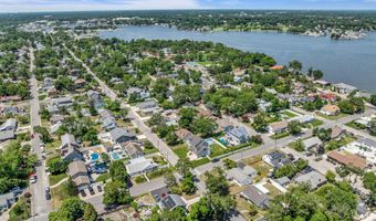 14 Larboard St, Beachwood, NJ 08722